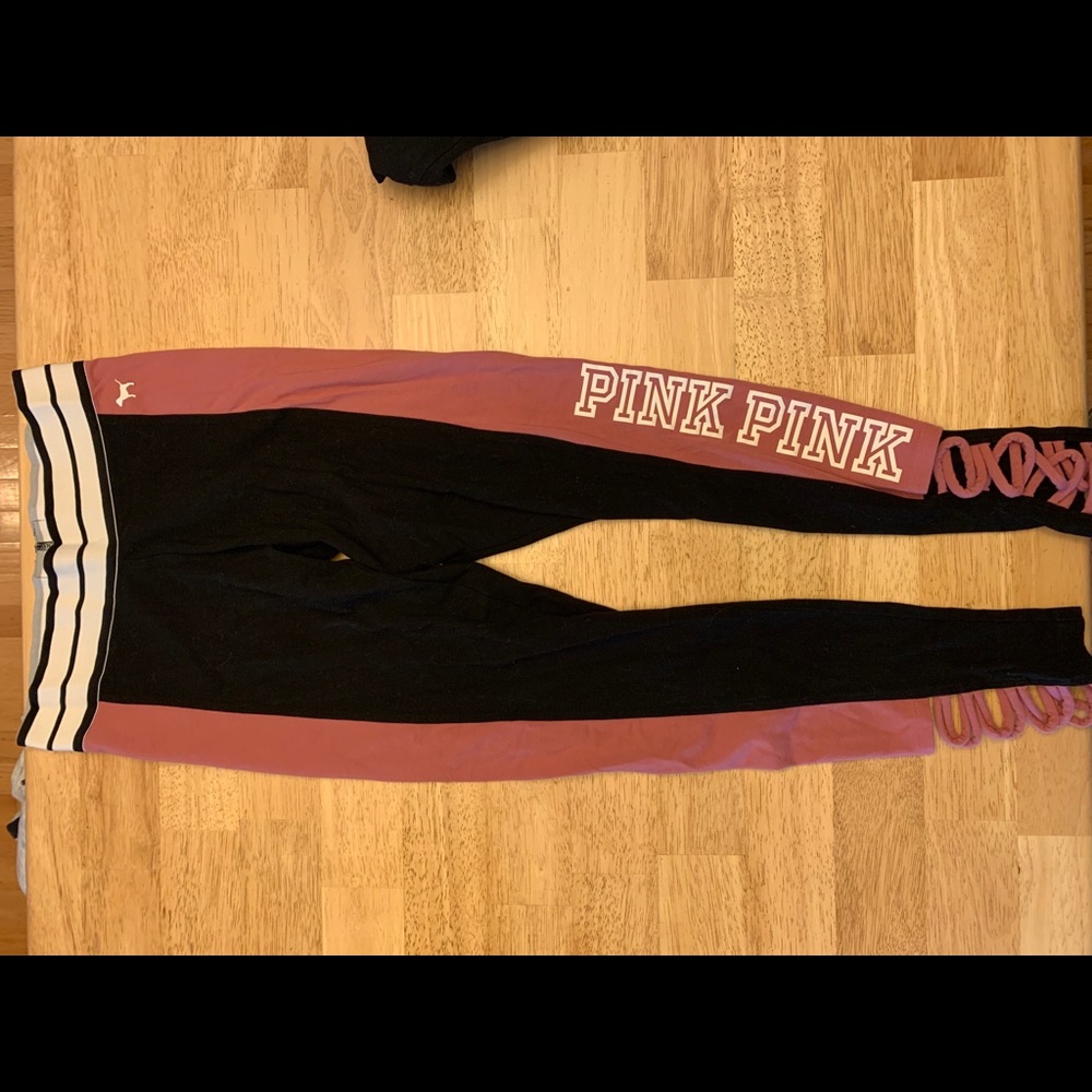 Victoria’s Secret PINK leggings ‼️‼️